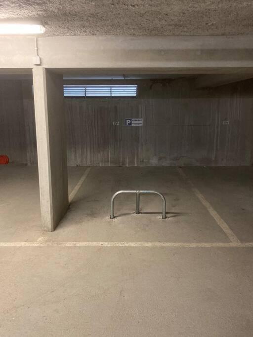 Superbe Appartement Avec Piscine Et Garage Péone Exterior foto